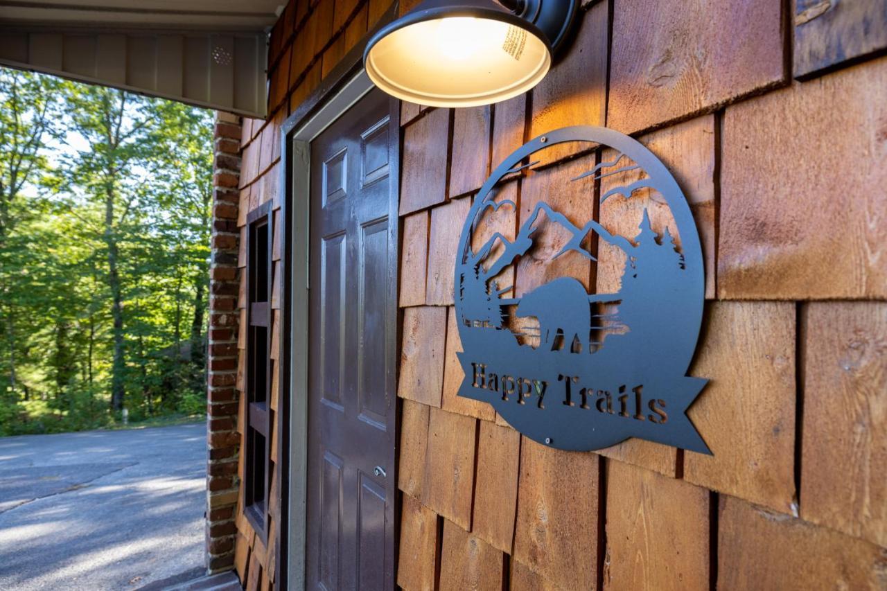 Happy Trails - Cobbly Nob Resort Home 개틀린버그 외부 사진